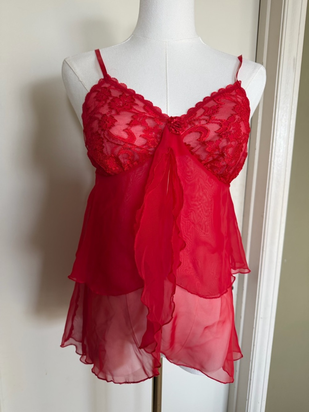 Fantasy Lingerie Red Lace Sheer Babydoll Cami Ruffle Hem Small Valentine